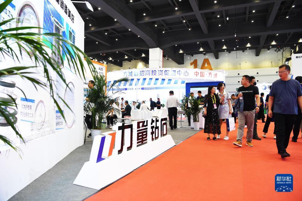 皇冠手机登入网址